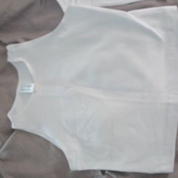 NEW LA APPAREL  2 WHITE CROP TOPS - Picture 2 of 4